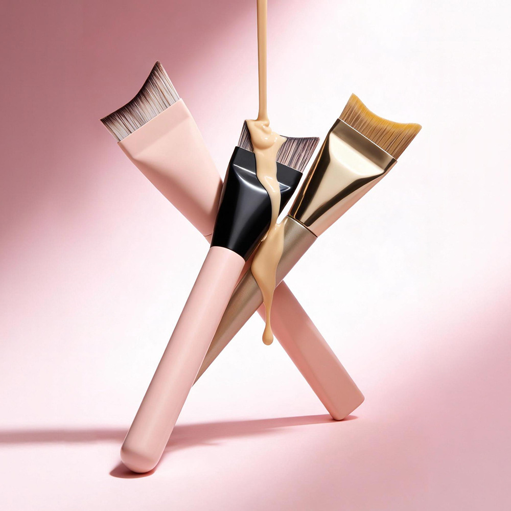 Ultra-Thin Fishtail Foundation Brush, Crescent Curved Makeup Brush, Non-Absorbent Liquid Foundation Beauty Tool