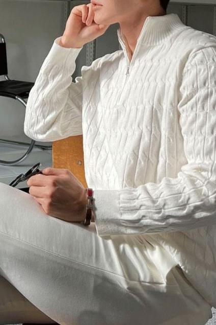 GWANGJU Cable Half Zip Sweater