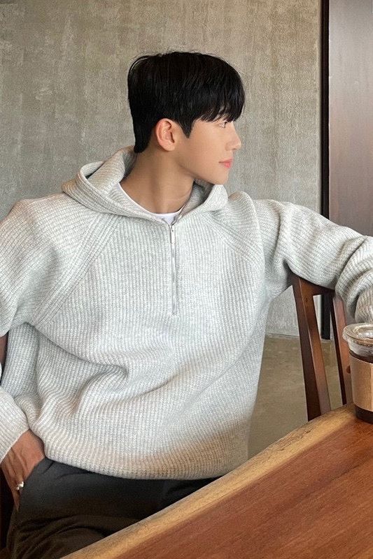 TAEGU Semi Zip Warm Hoodie