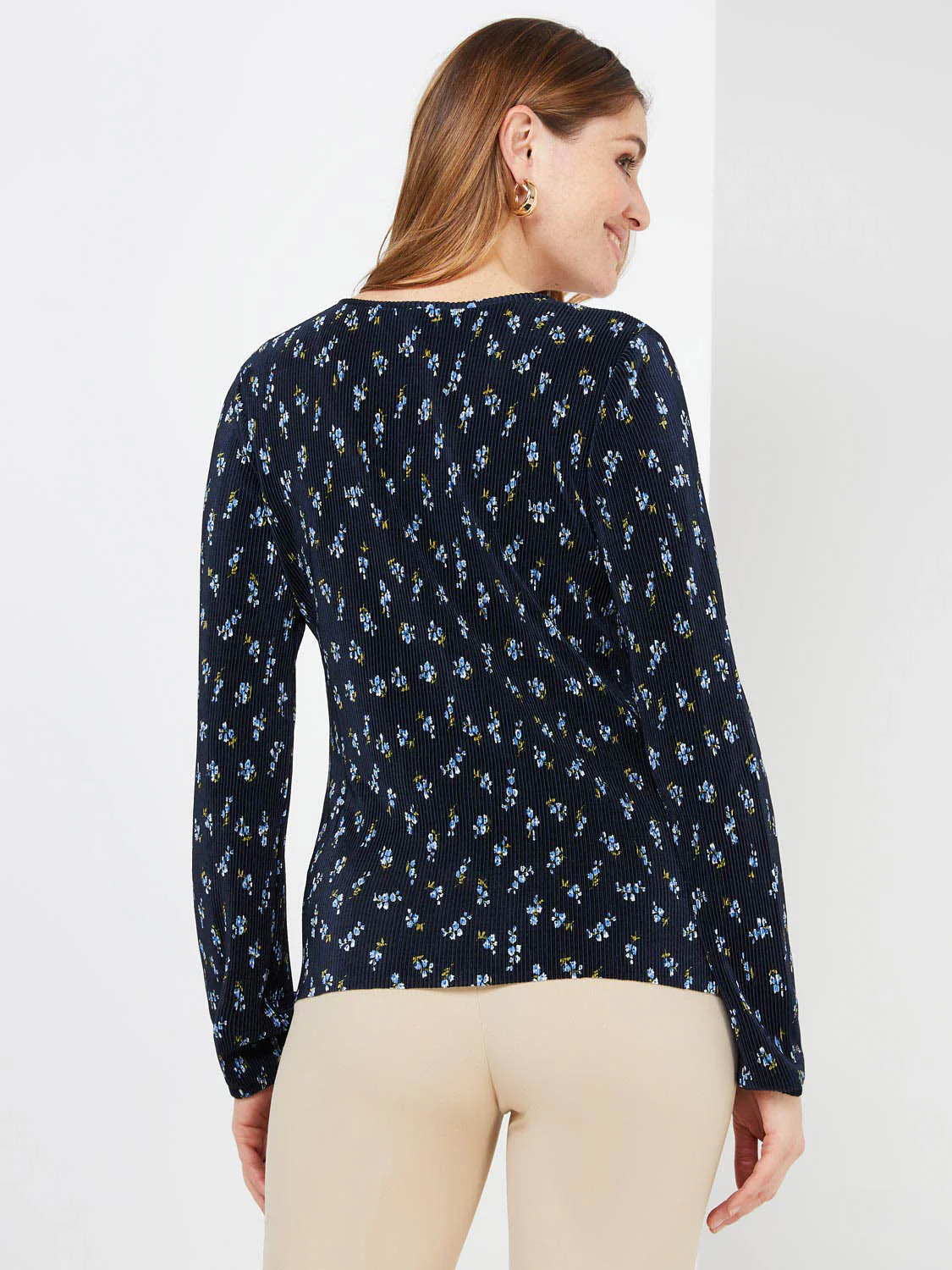 Floral Print Plisse V-Neck Top