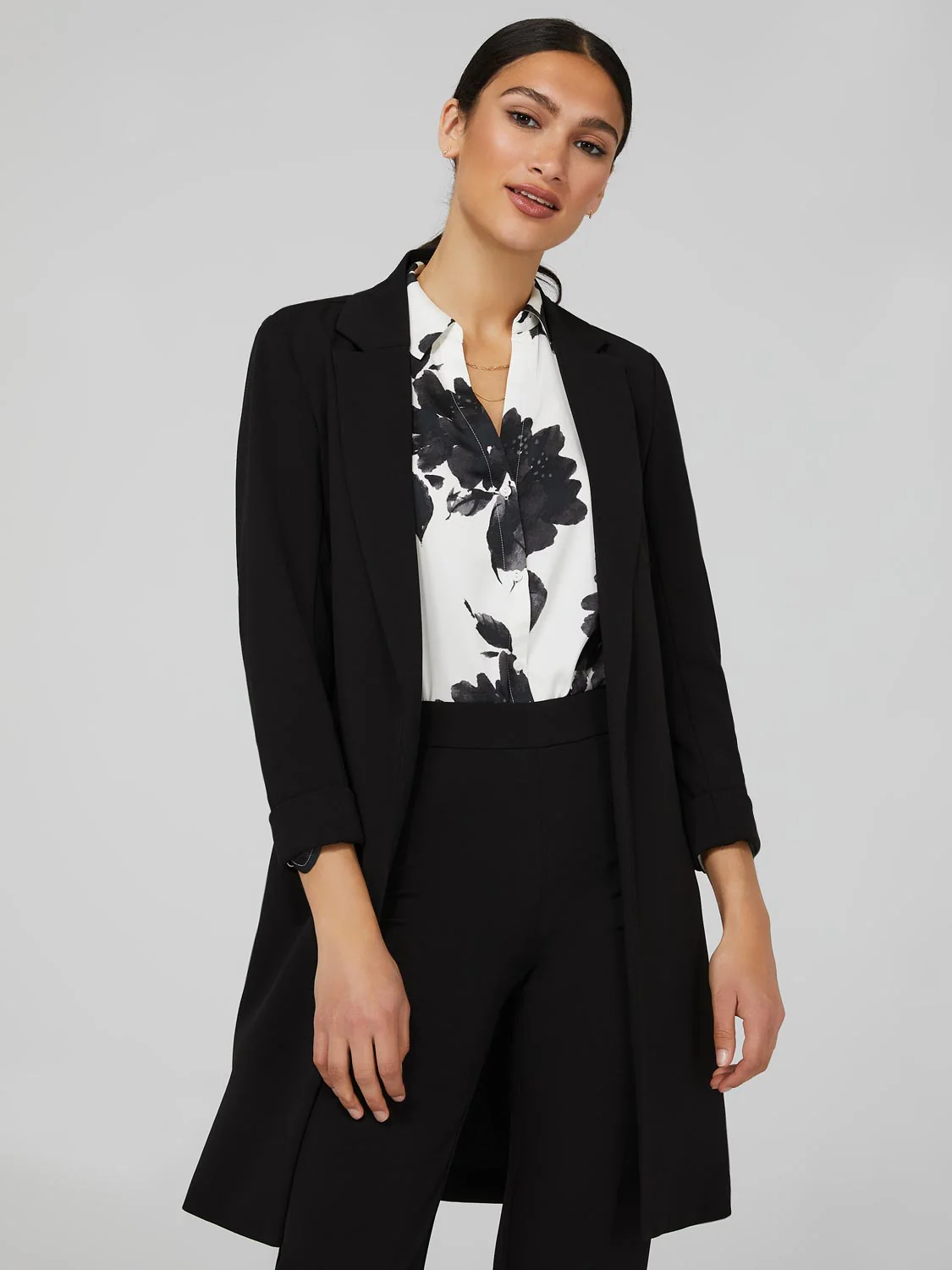 Long Open Blazer With Front Pockets