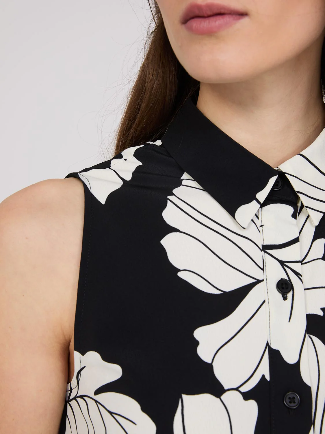 Sleeveless Floral Print Button-Front Blouse