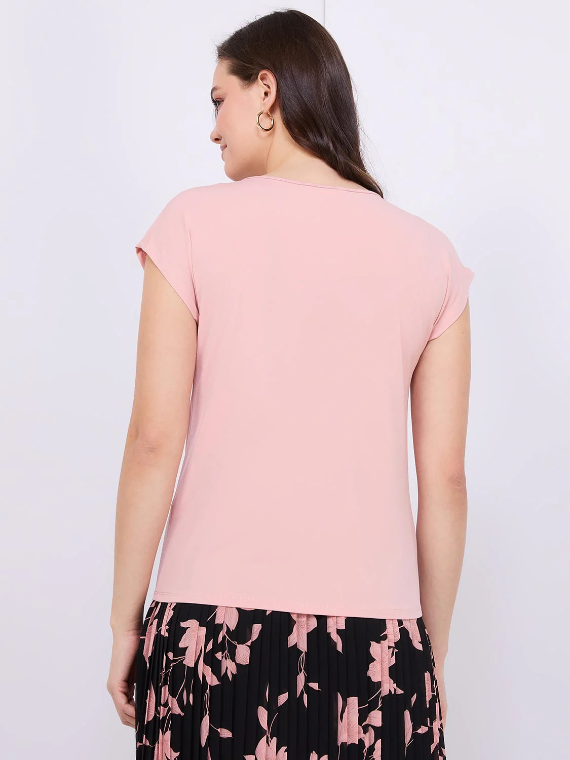 Pleated Short Sleeve Top With Metal Bar Detail