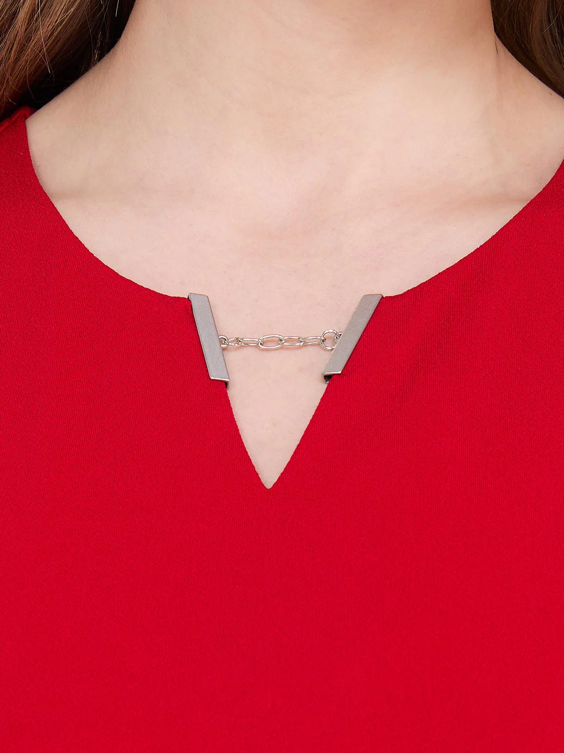 Sleeveless Top With Metal Bar Detail