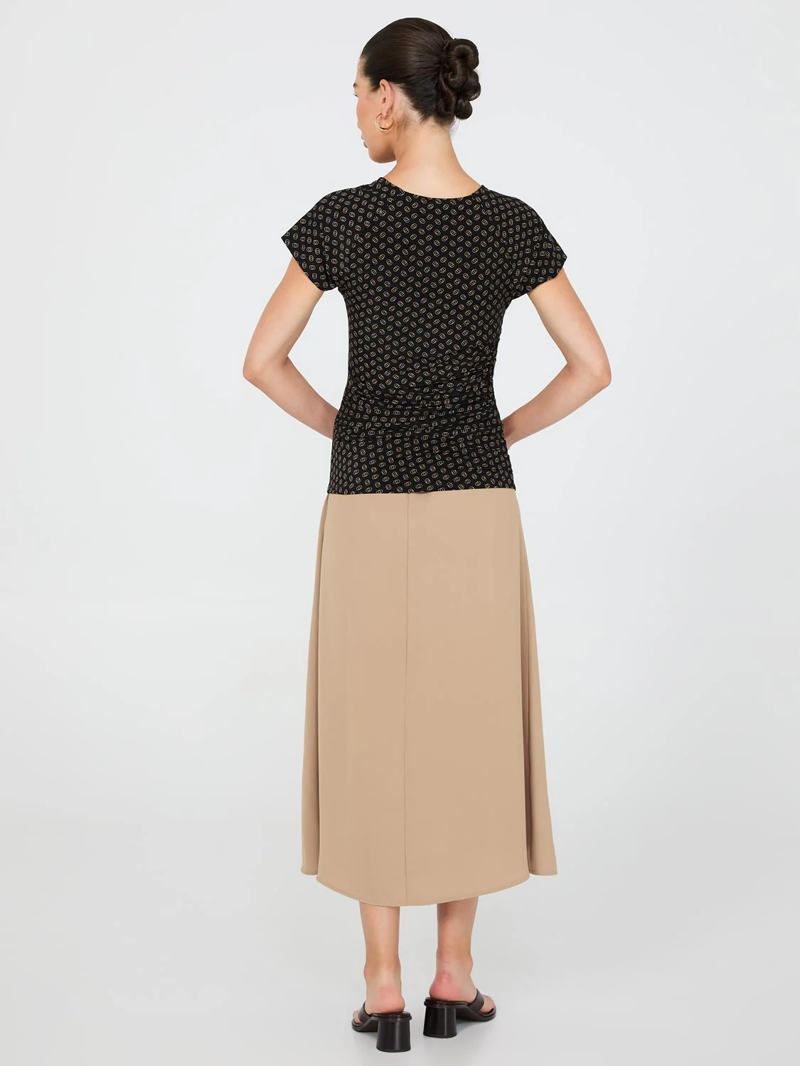 Print Short Raglan Sleeve Top With Side Pleats