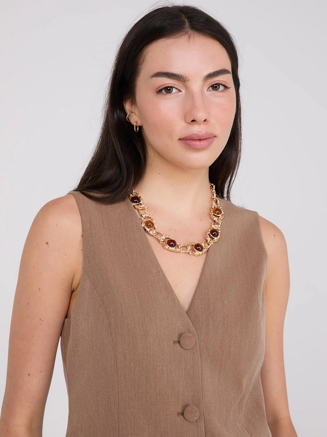 Sleeveless 3-Button Blazer