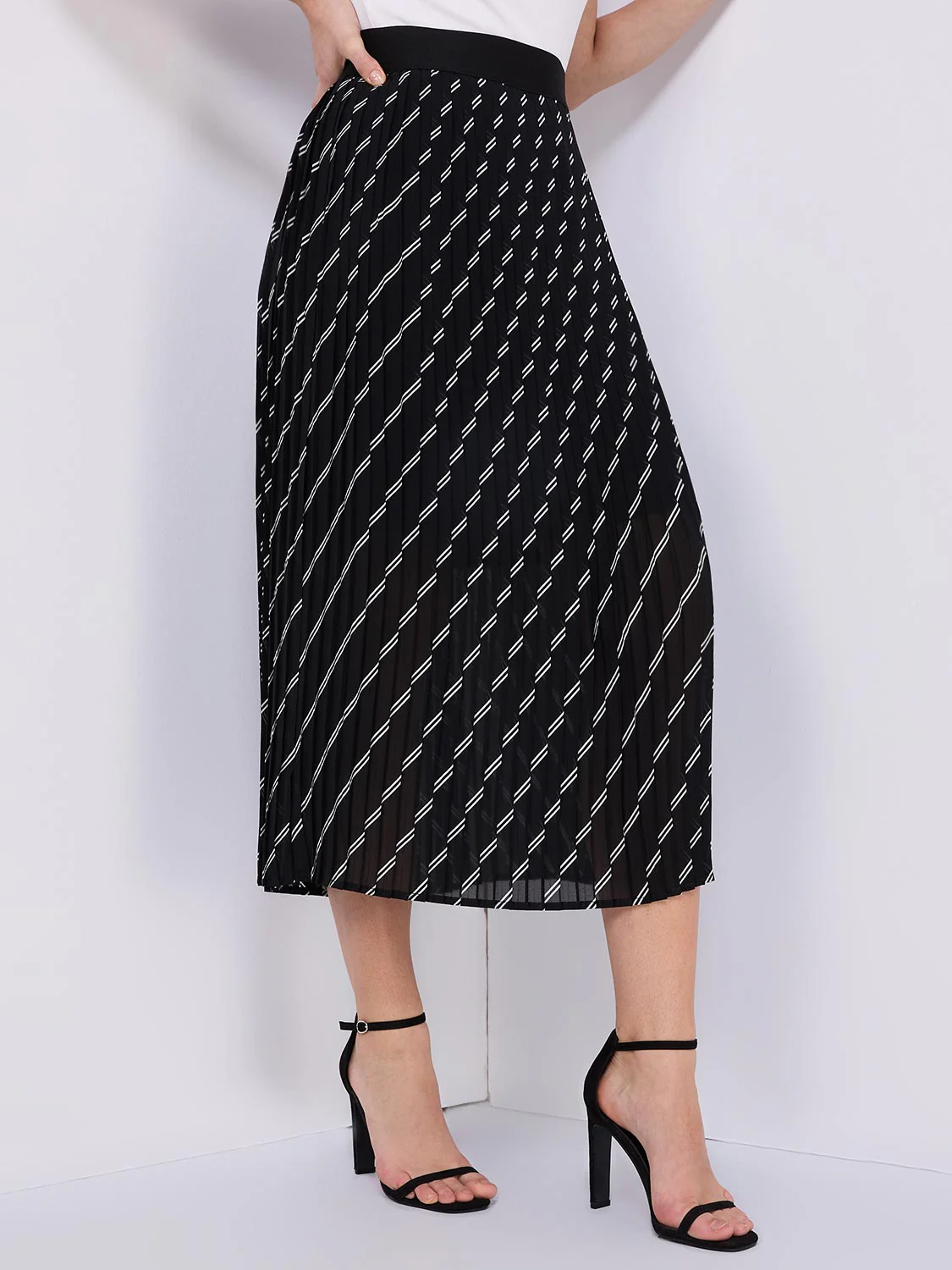 Striped Pleated Chiffon Skirt