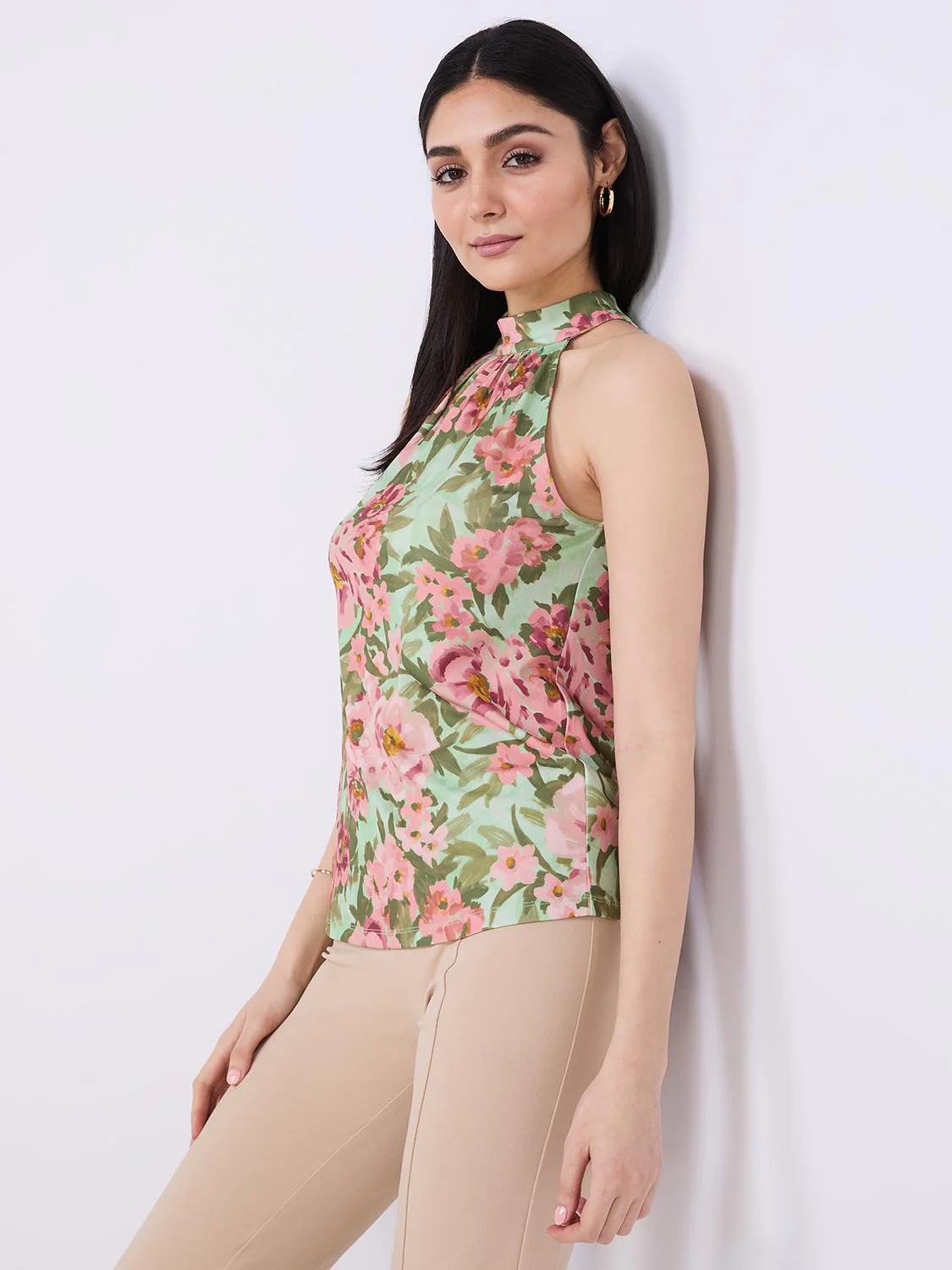 Sleeveless Floral Print Mock Neck Top