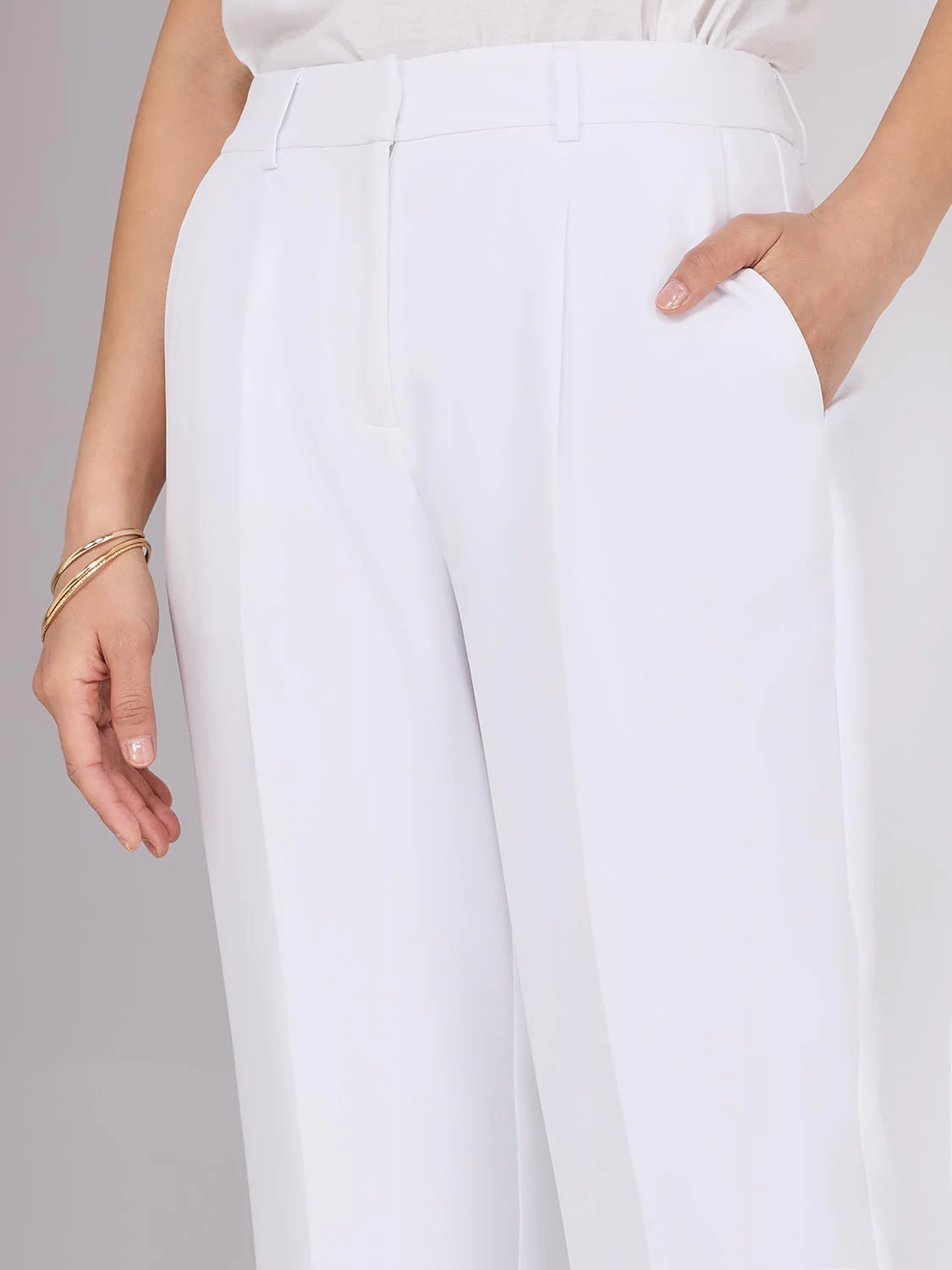 Pleated Wide-Leg Pants