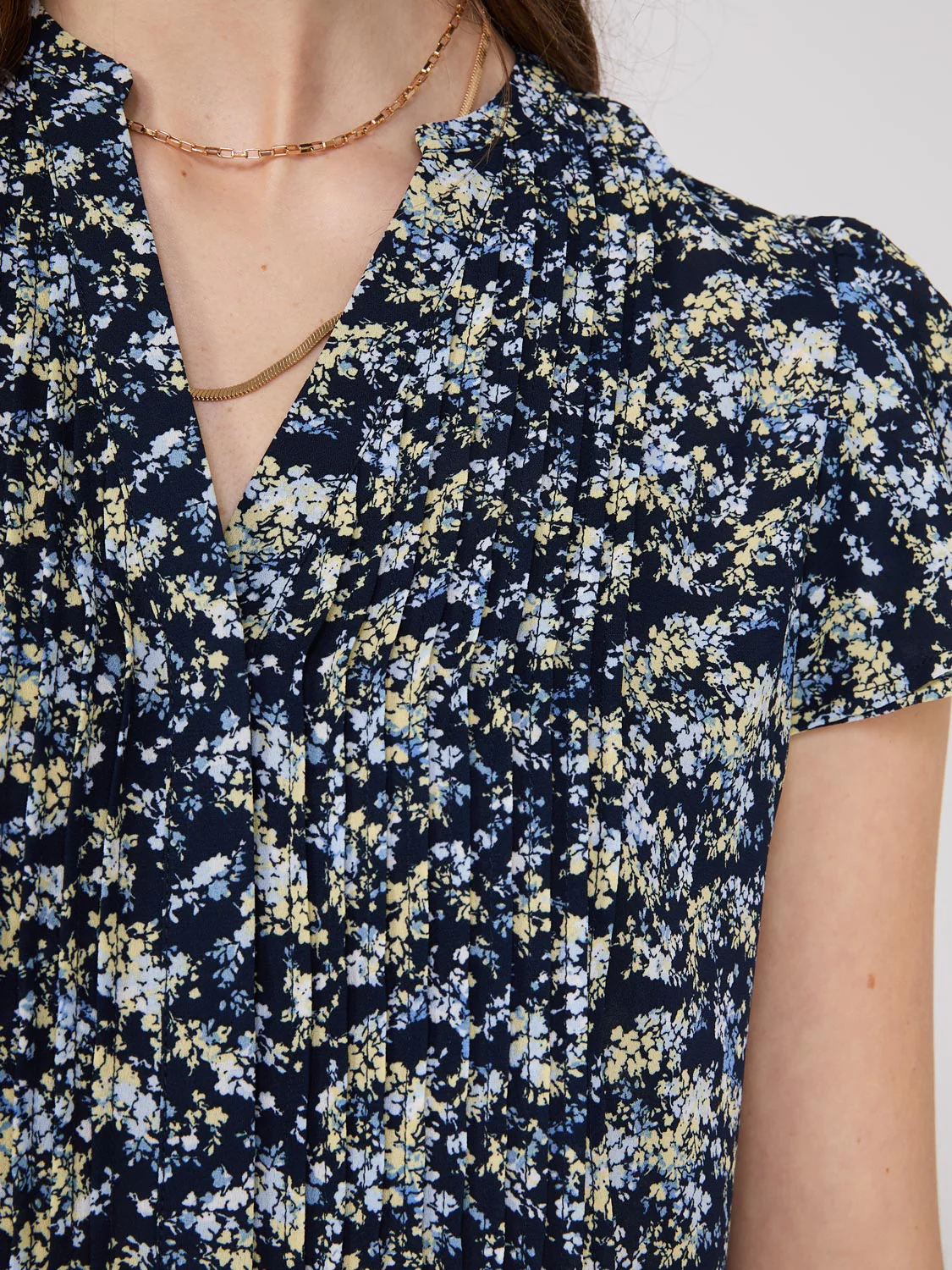Floral Print Flutter Sleeve Button-Front Blouse