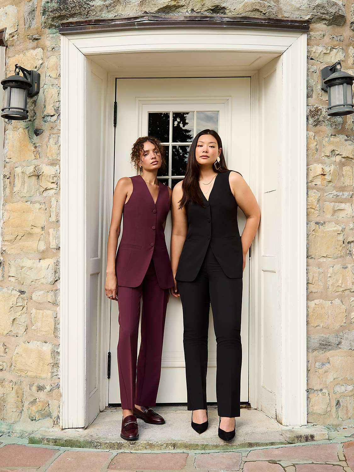 Mid-Rise Pleated Ankle Length Pants