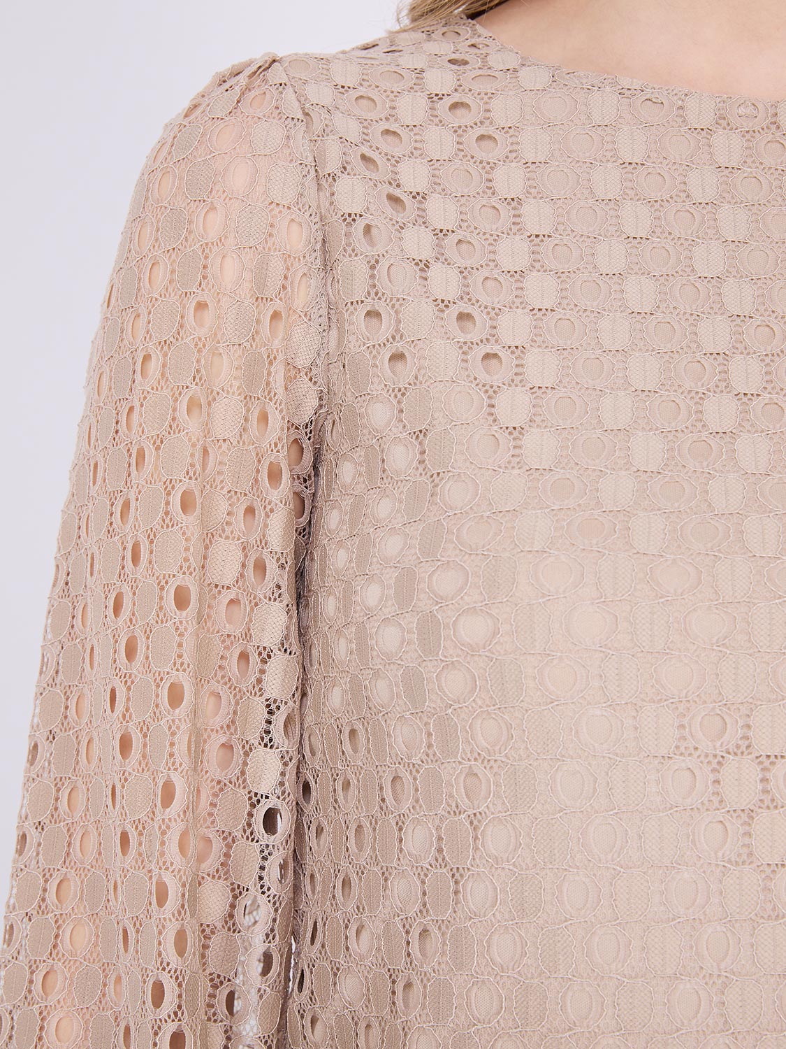 3/4 Puff Sleeve Lace Top