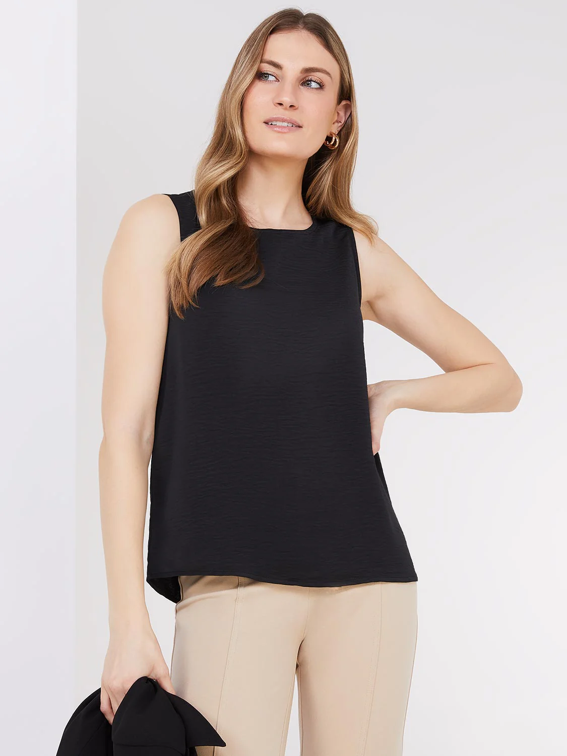 Sleeveless Textured Blouse