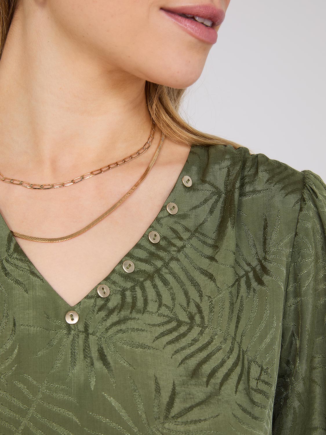 V-Neck Short Puff Sleeve Popover Top