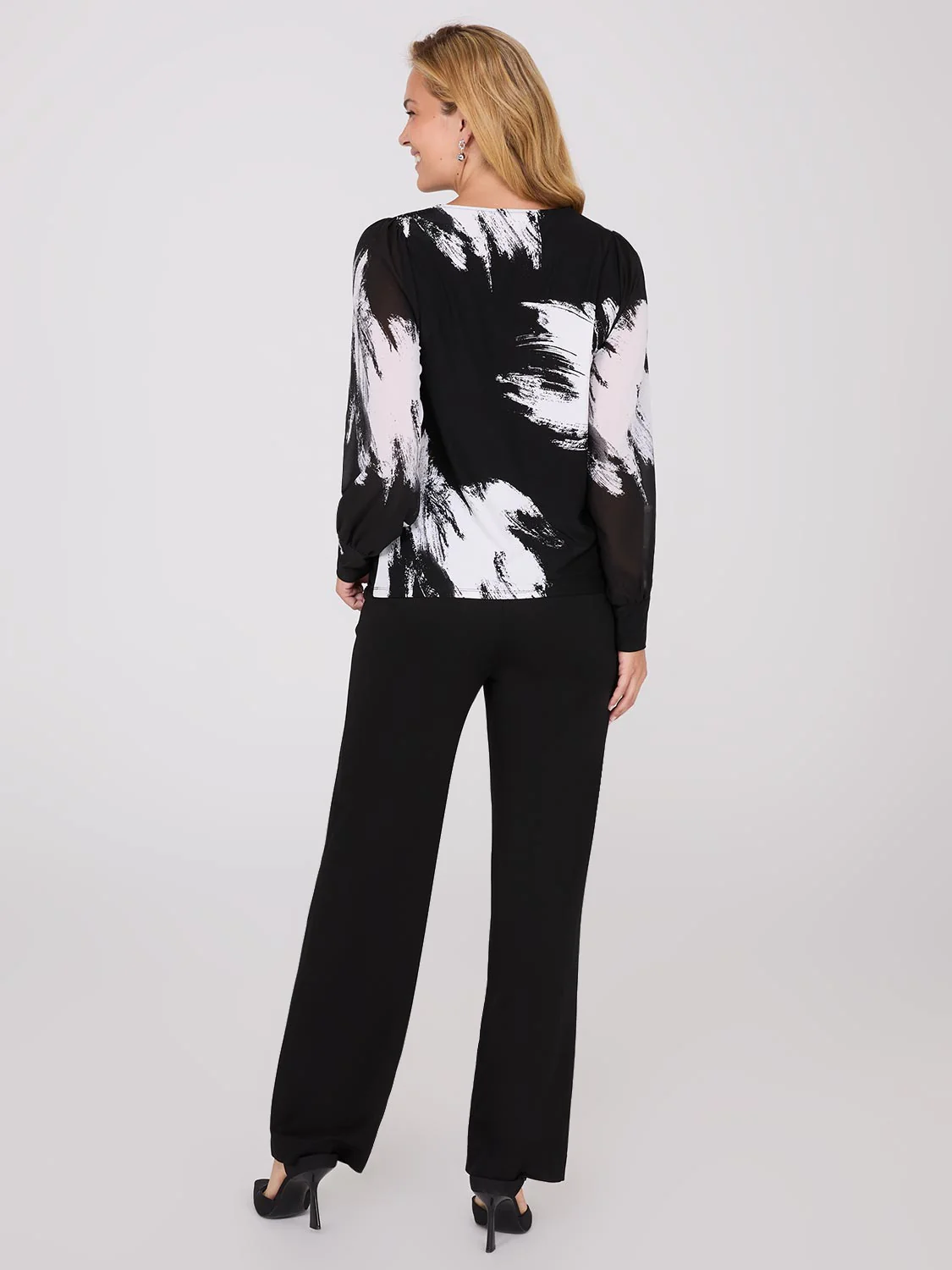 Printed Long Chiffon Sleeve Boat Neck Top