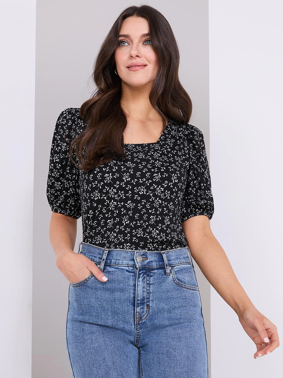 Floral Print Puff Sleeve Square Neck Top