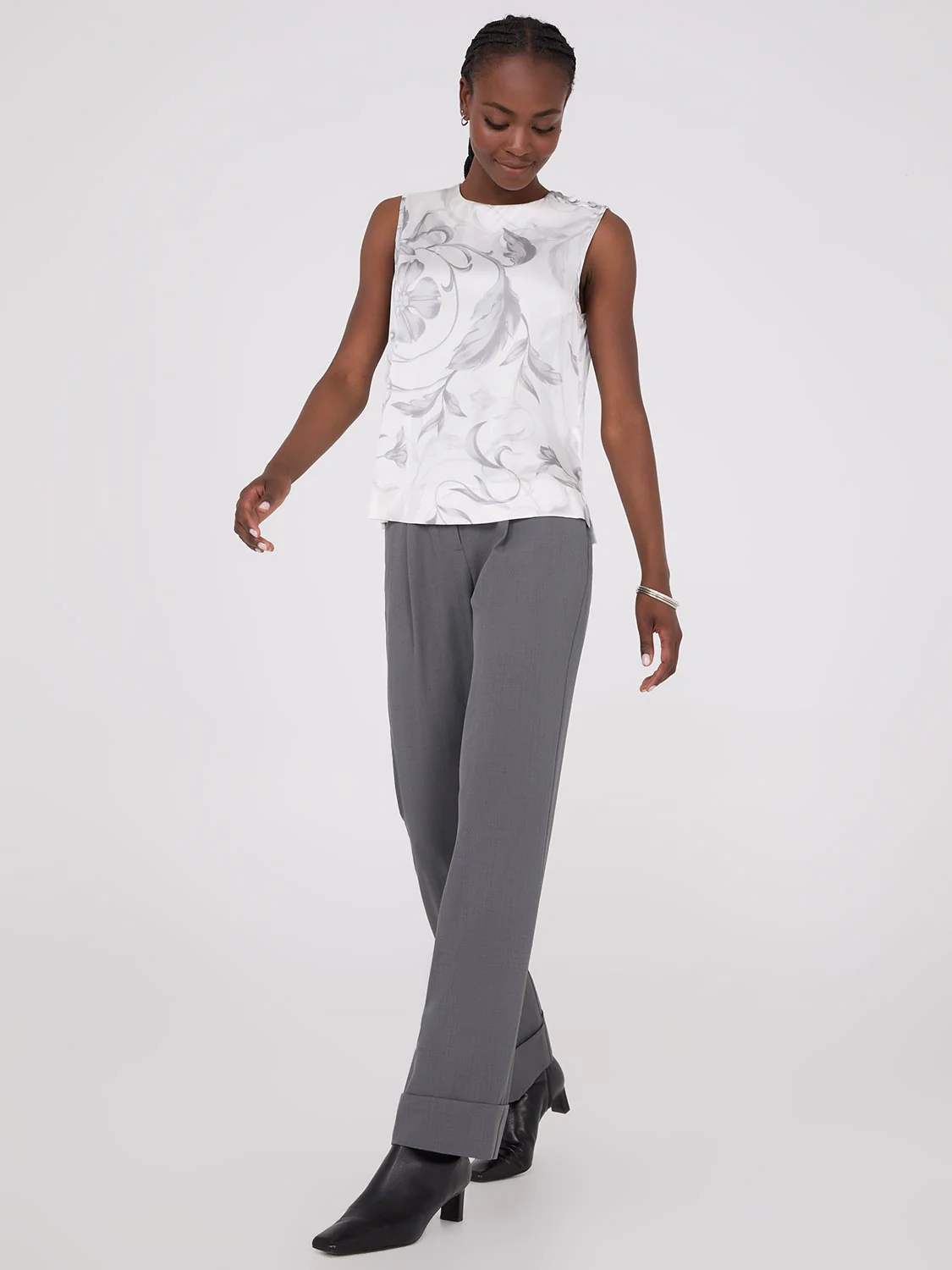 Sleeveless Floral Print Satin Top With Button Details