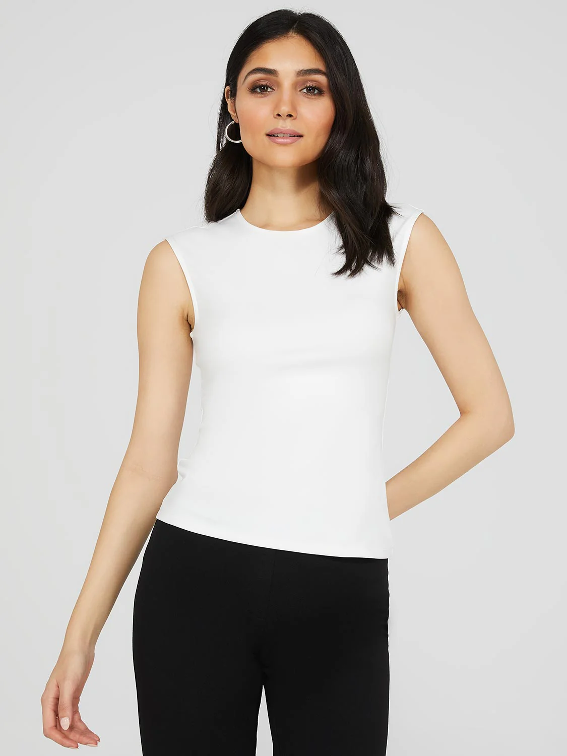 Sleeveless Crew Neck Top