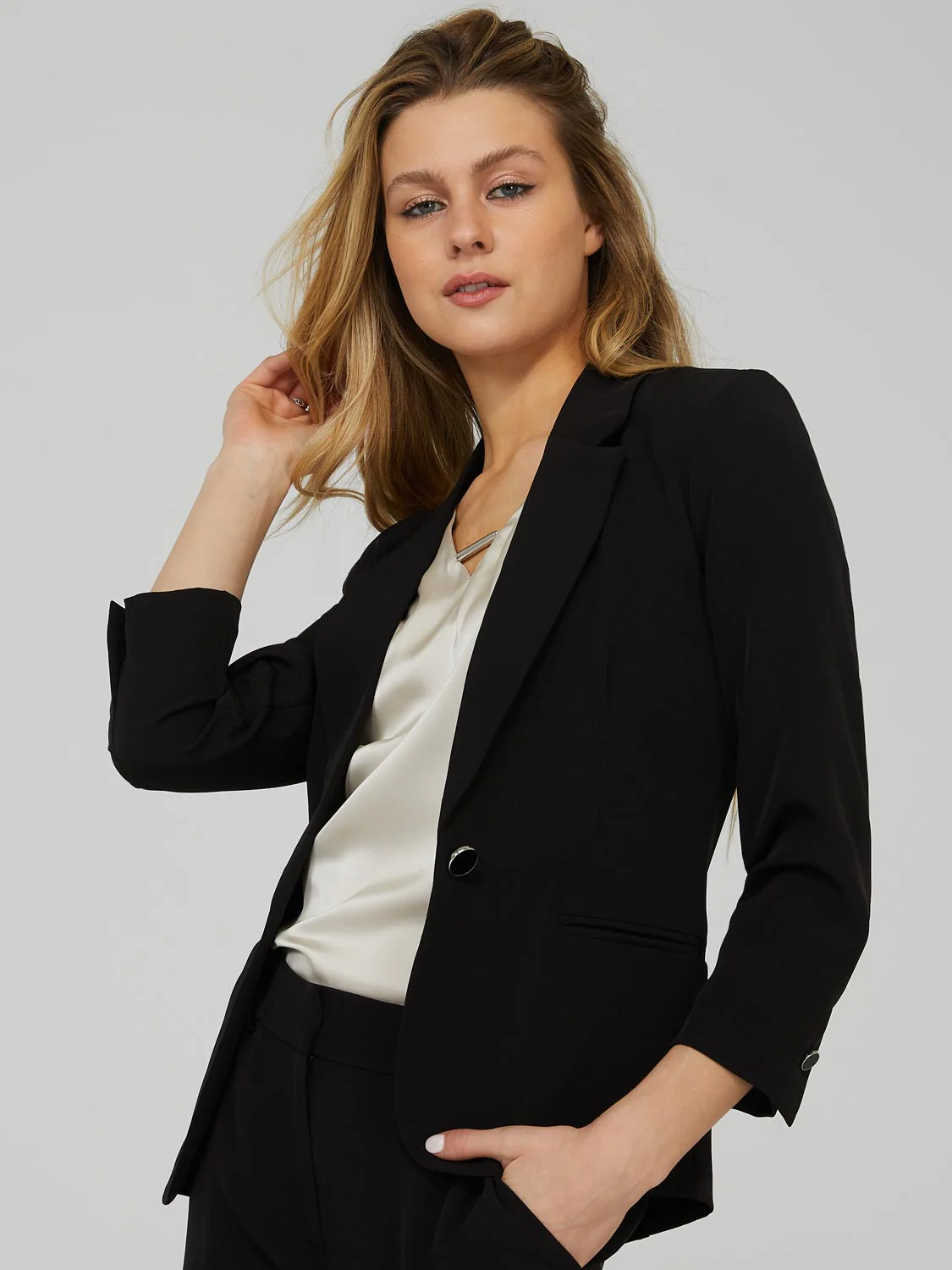 One-Button 3/4 Sleeve Blazer