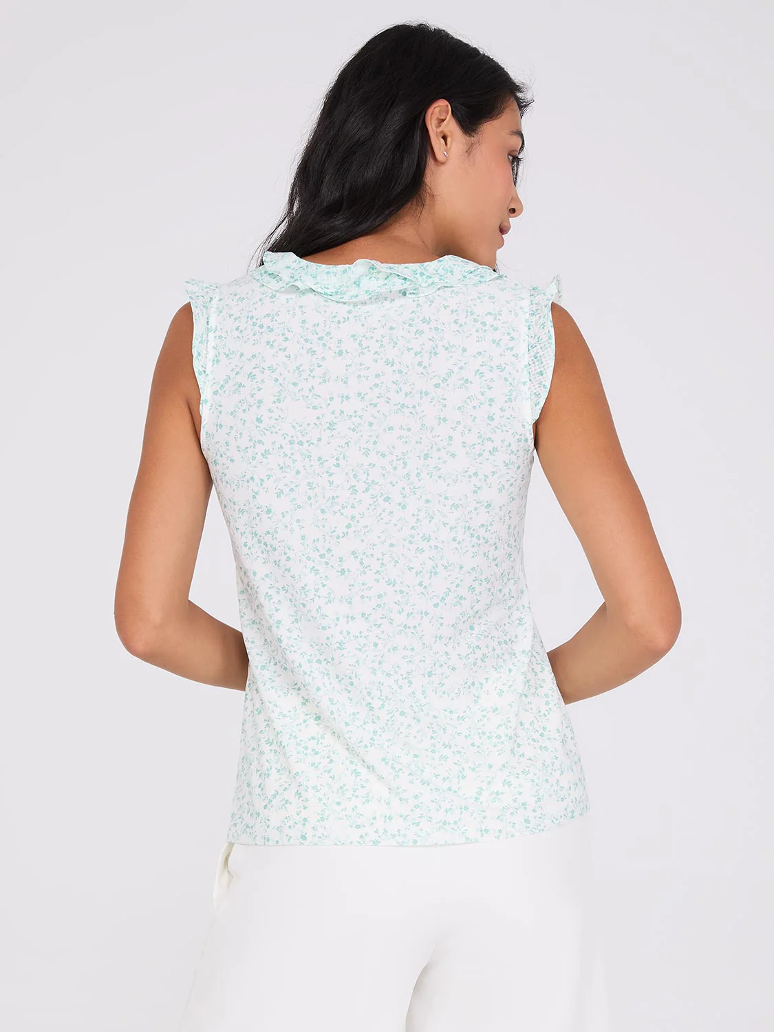 Sleeveless Floral Print V-Neck Top With Ruffle Details