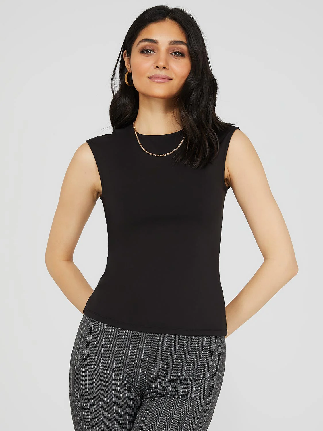 Sleeveless Crew Neck Top
