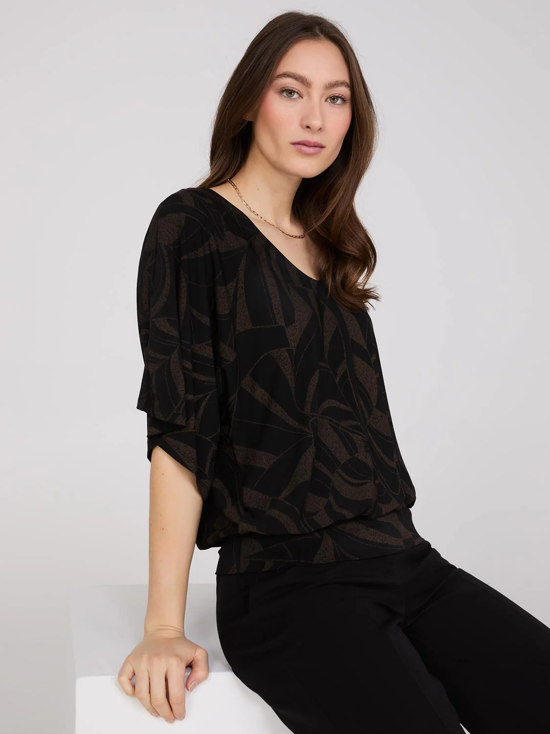 Foliage Print V-Neck Kimono Sleeve Top