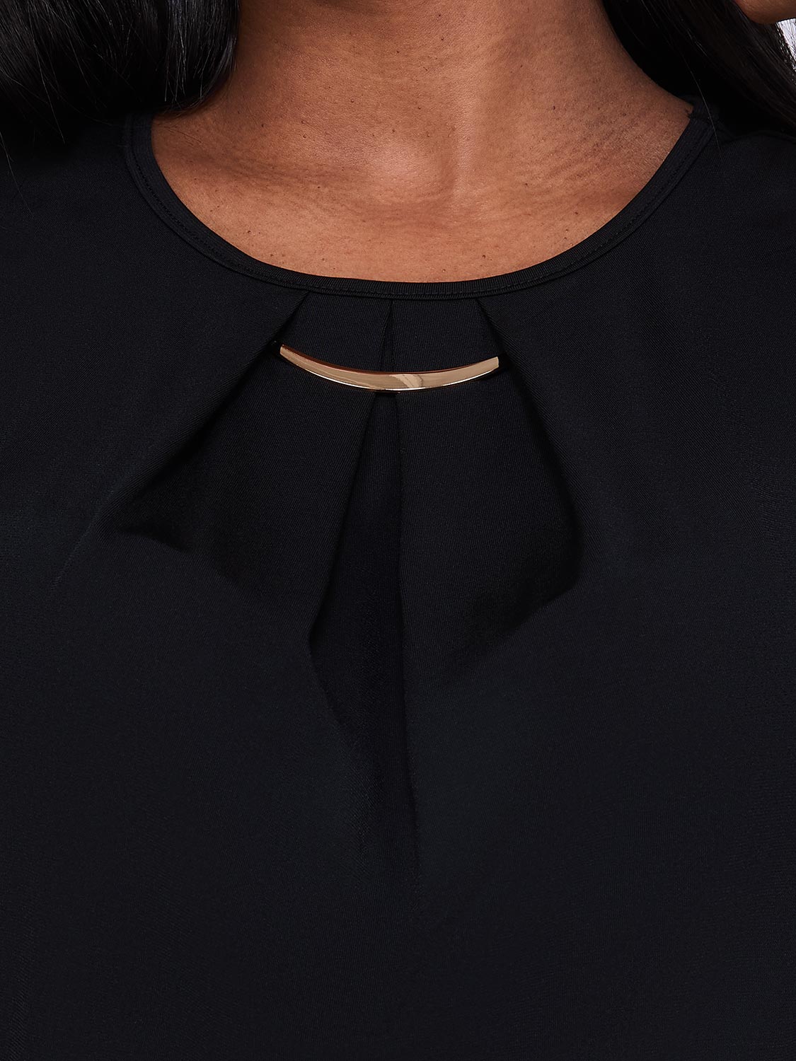 Pleated Short Sleeve Top With Metal Bar Detail