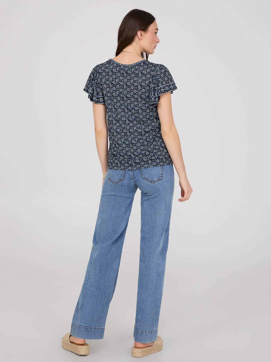 Printed Scoop Neck Flutter Sleeve Jersey Top