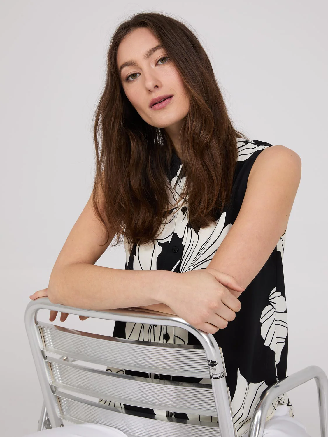 Sleeveless Floral Print Button-Front Blouse