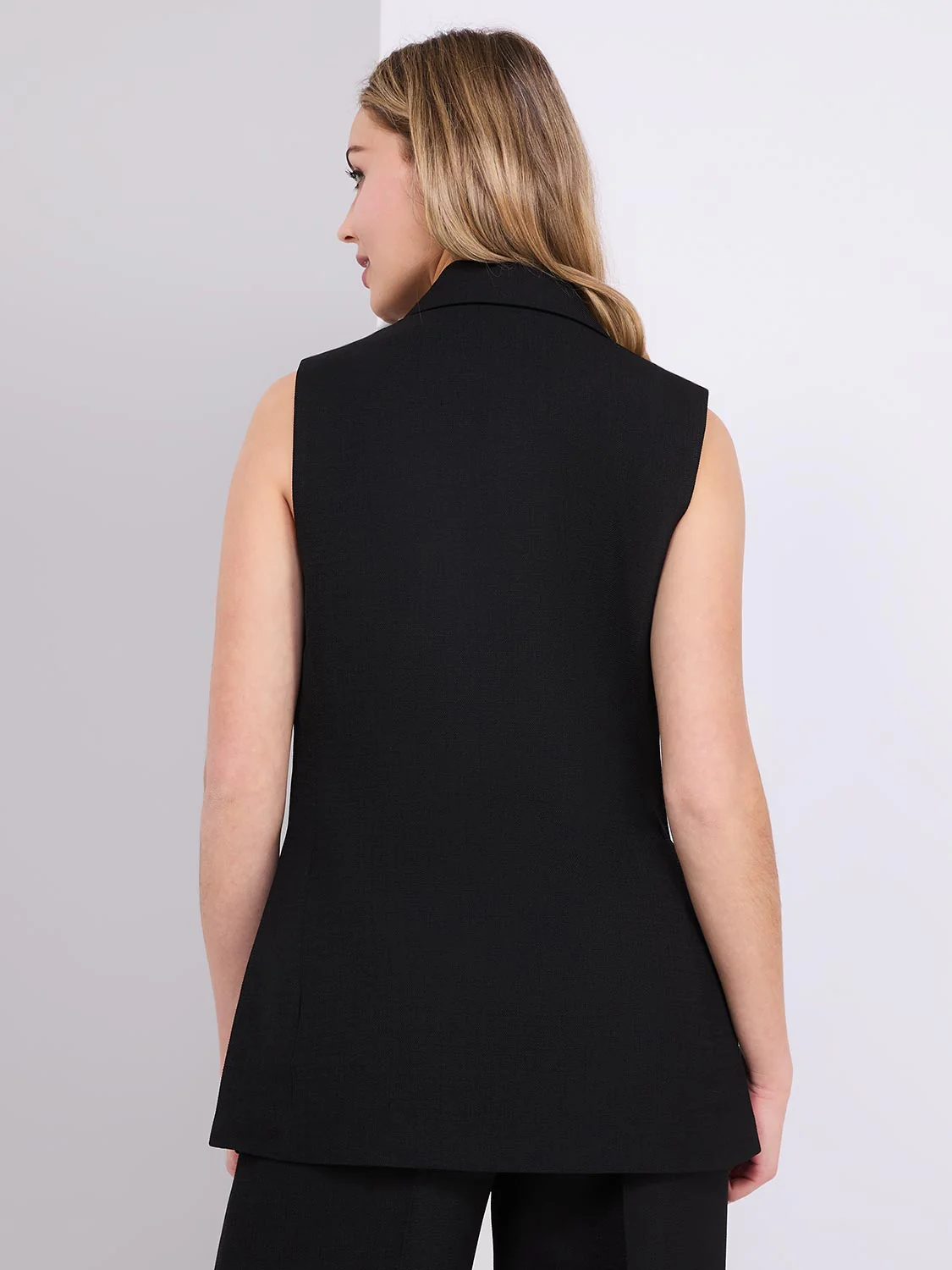 Sleeveless 2-Button Blazer