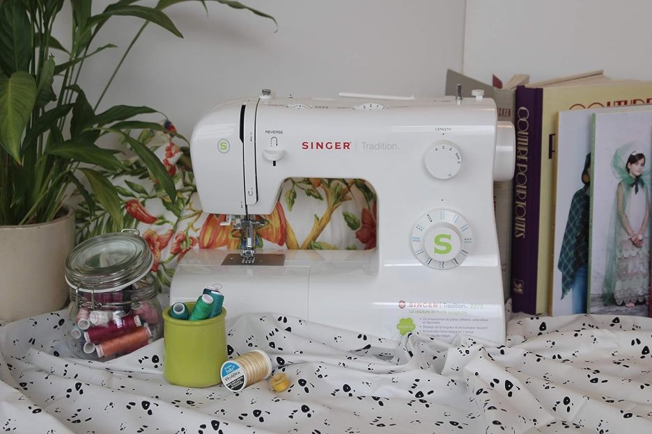 Singer 2273 Traditional Sewing Machine collection | LIDL