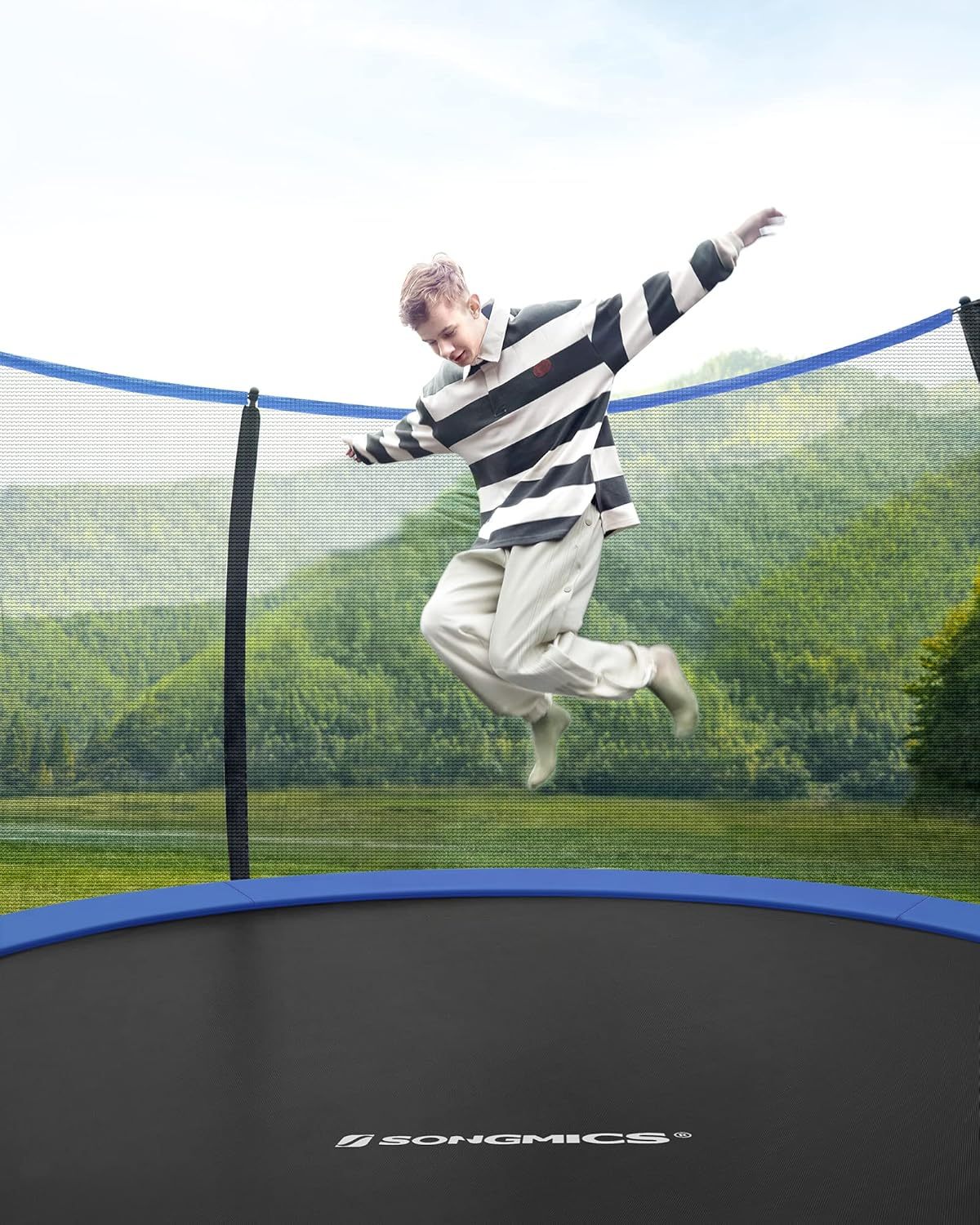 SONGMICS Outdoor Trampoline Ø 427 cm. Round Garden Trampoline for Children with Safety Net. Edge Cover. Ladder and Padded Poles collection | LIDL
