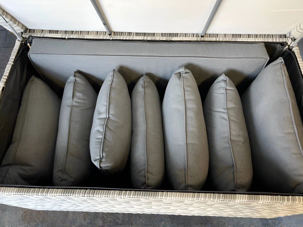 California Weather Proof Storage Chest Style Box with Liner in Grey Rattan Weave collection | LIDL