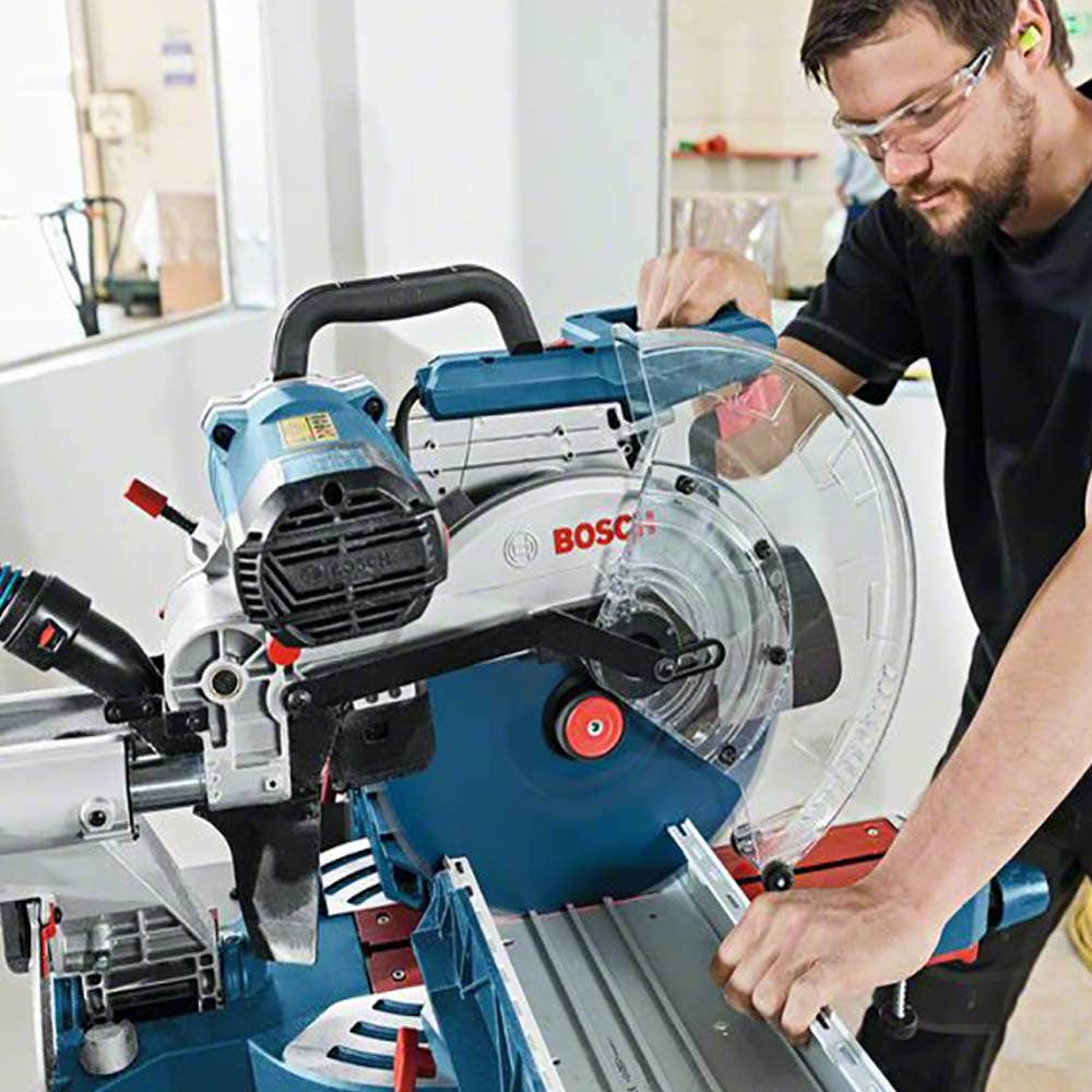 BOSCH 1800W 305mm Sliding Compound Mitre Saw GCM12SDE collection | LIDL