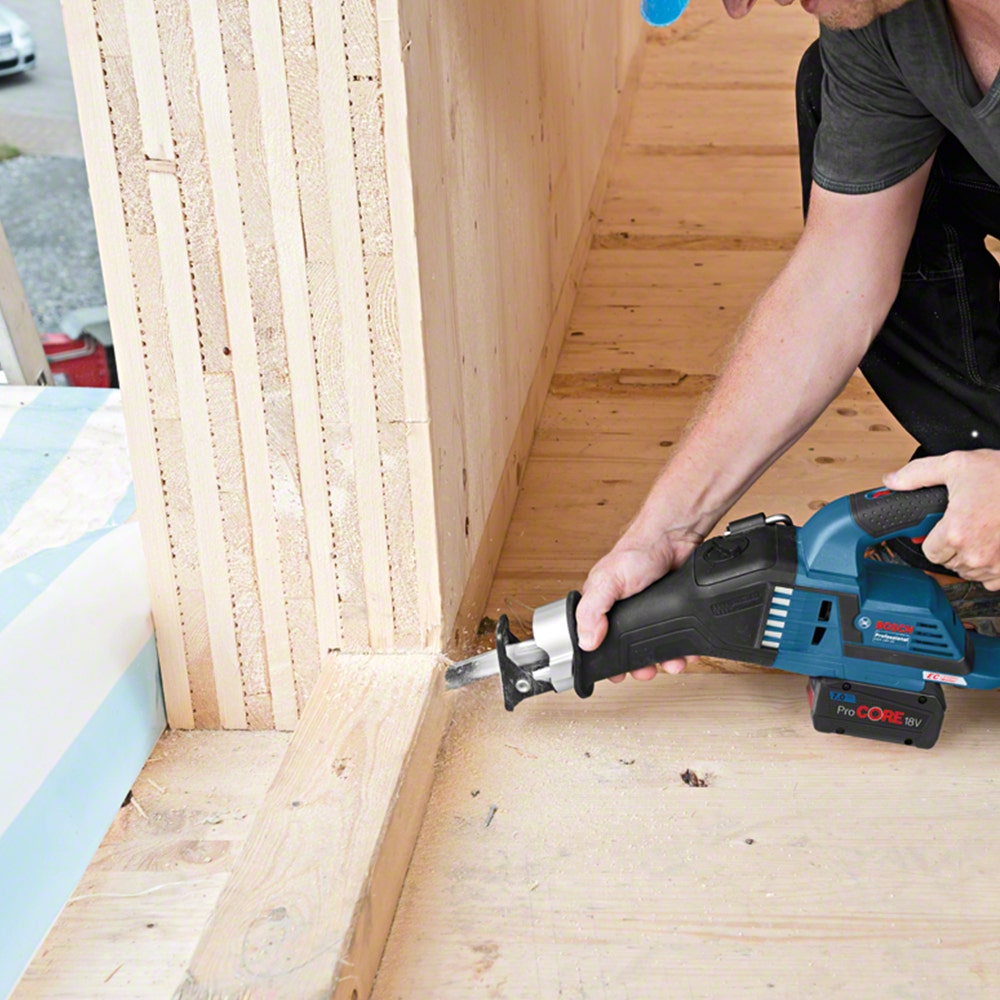 BOSCH 18V Blue Brushless Reciprocating Saw Skin GSA 18V-32 0615990M02 collection | LIDL