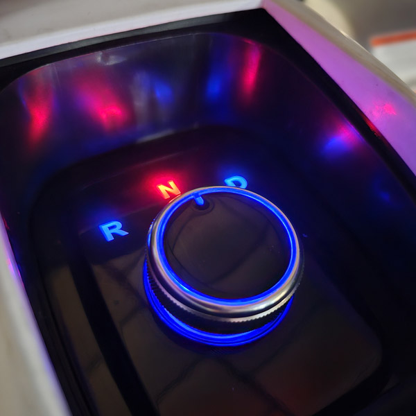 HYTRACK Quad lectrique  MP4-8 collection | LIDL