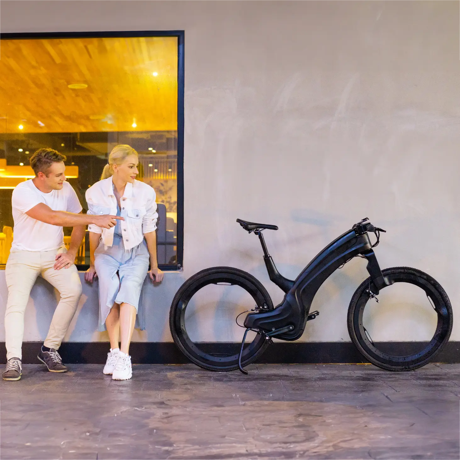 Reevo Hubless E-bike collection | LIDL