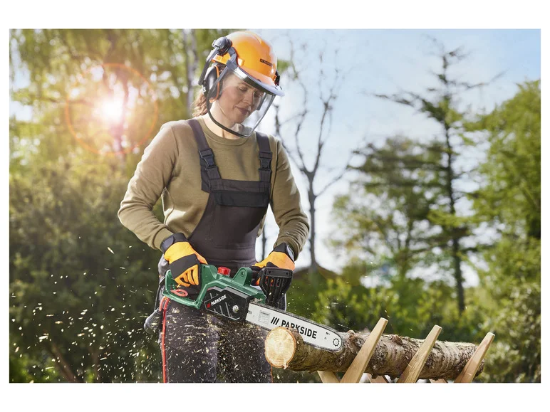 PARKSIDE® Tronçonneuse électrique PKS 1600 C2. 1600 W collection | LIDL