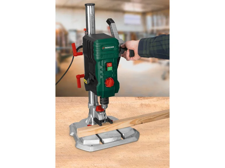 PARKSIDE® Perceuse à colonne avec réglage électronique PTBMOD 710. 710 W collection | LIDL