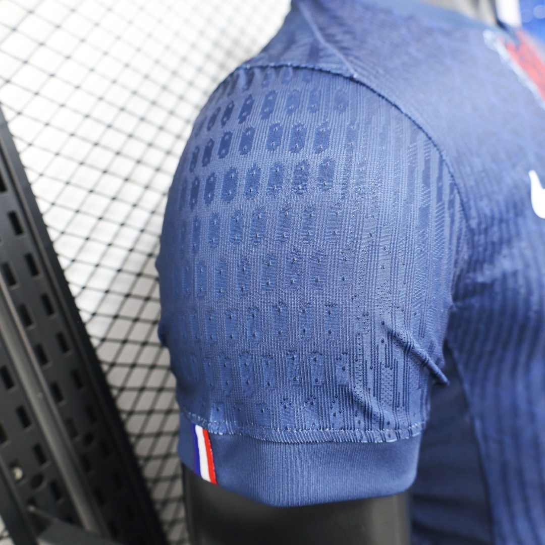 Player Version Paris Saint-Germain PSG Home Jersey 2025/26