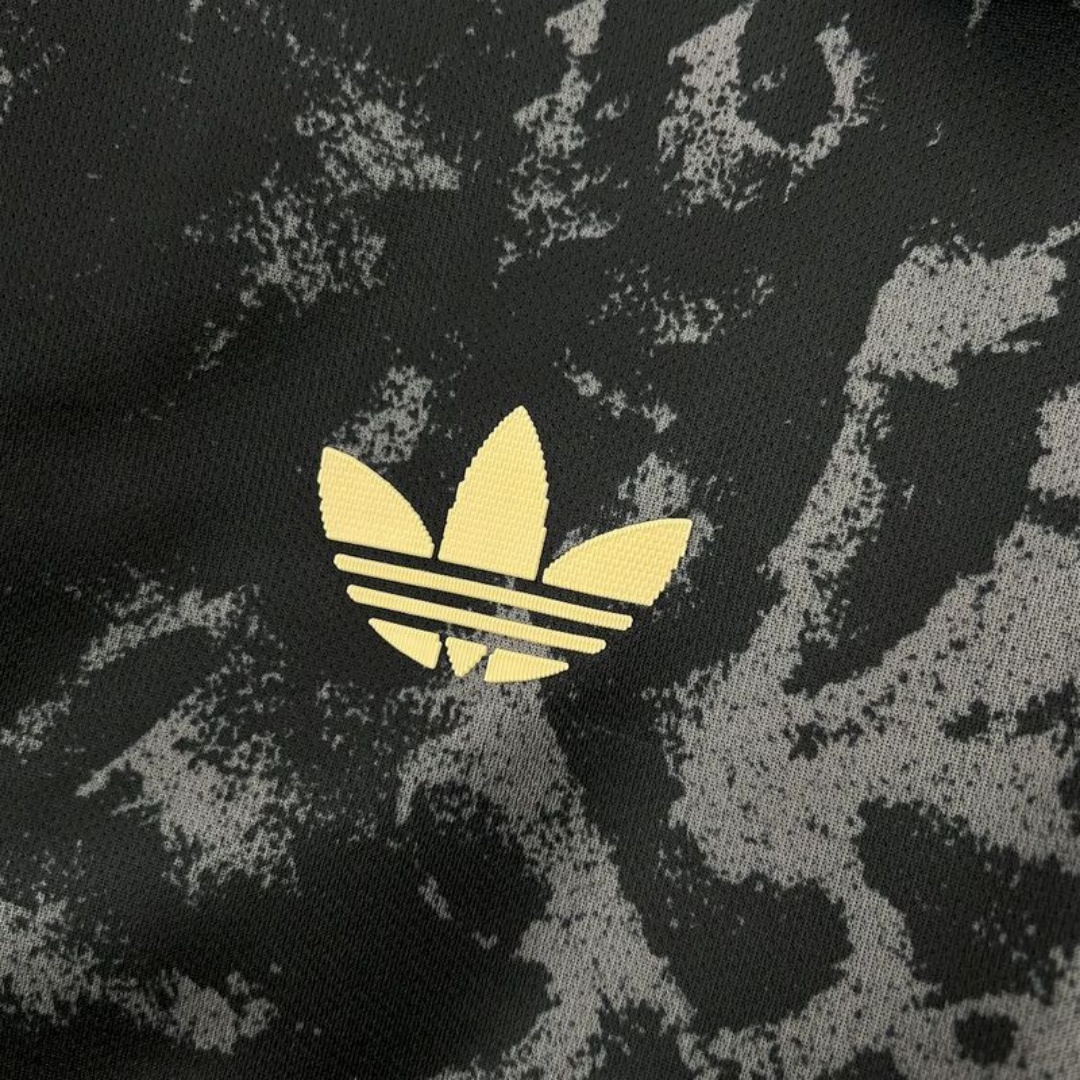 AJax x Stone Island Black Special Jersey 2025/26