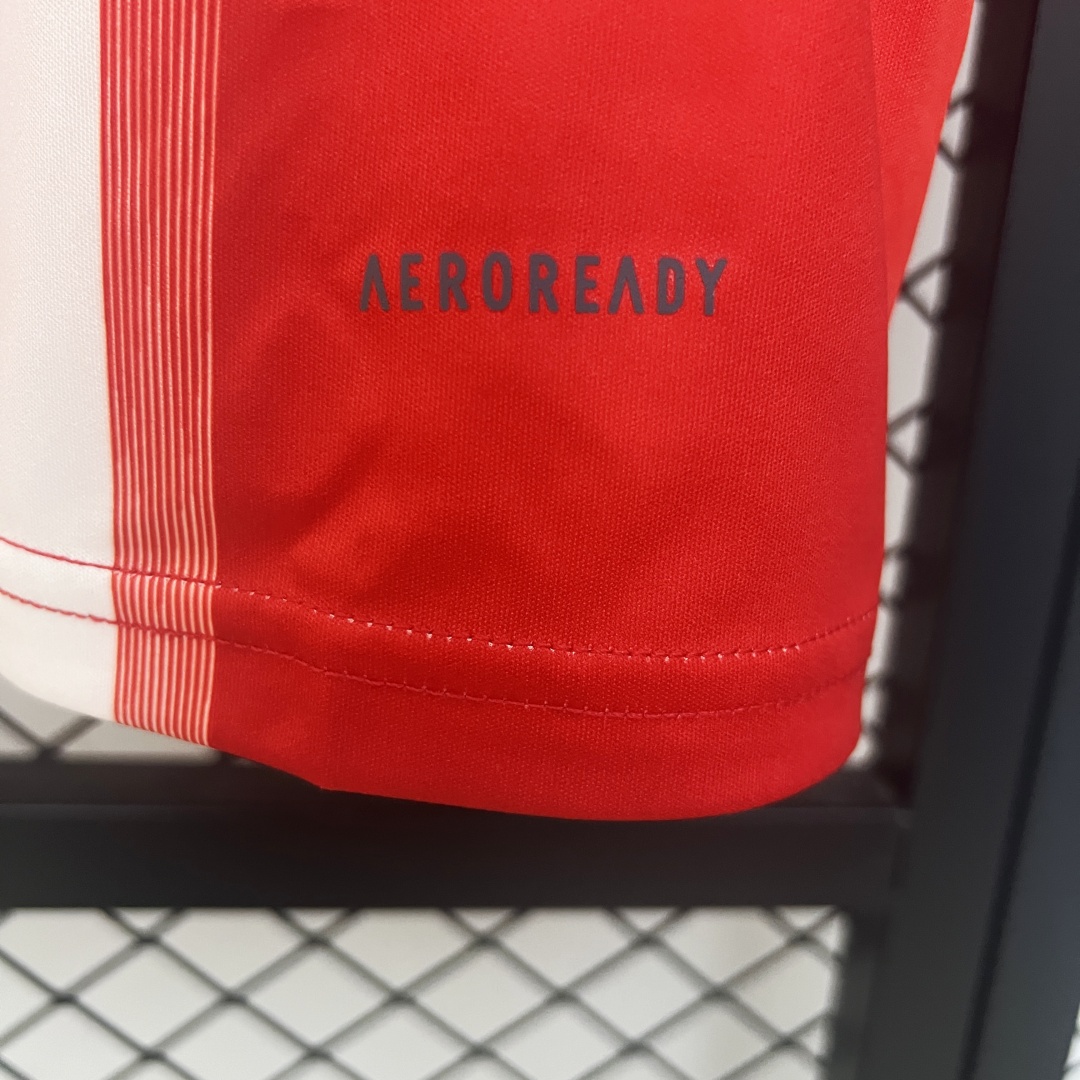 Bayern Munich Home Jersey 2025/26