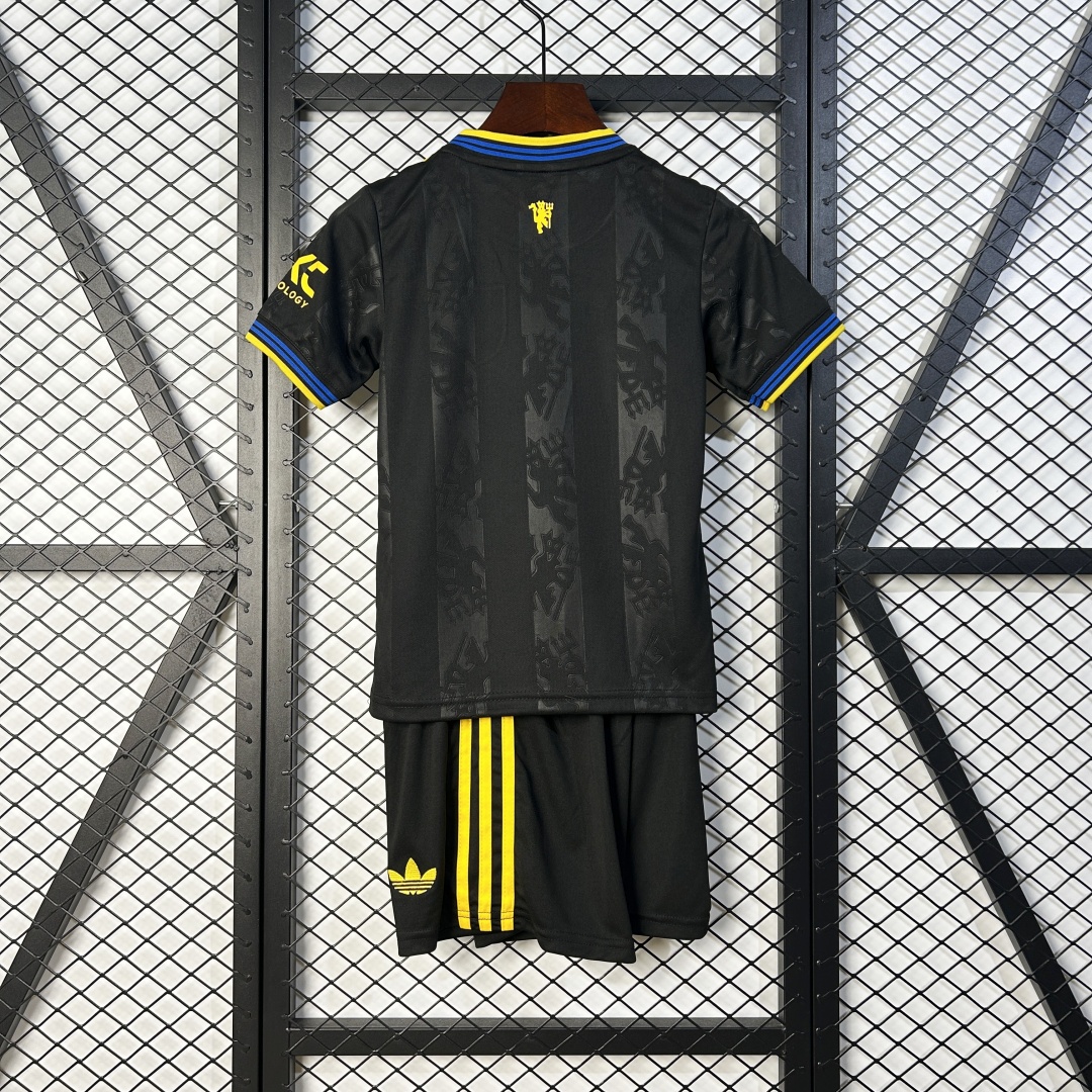 Kid's Manchester United Third Away Kit 2025/26