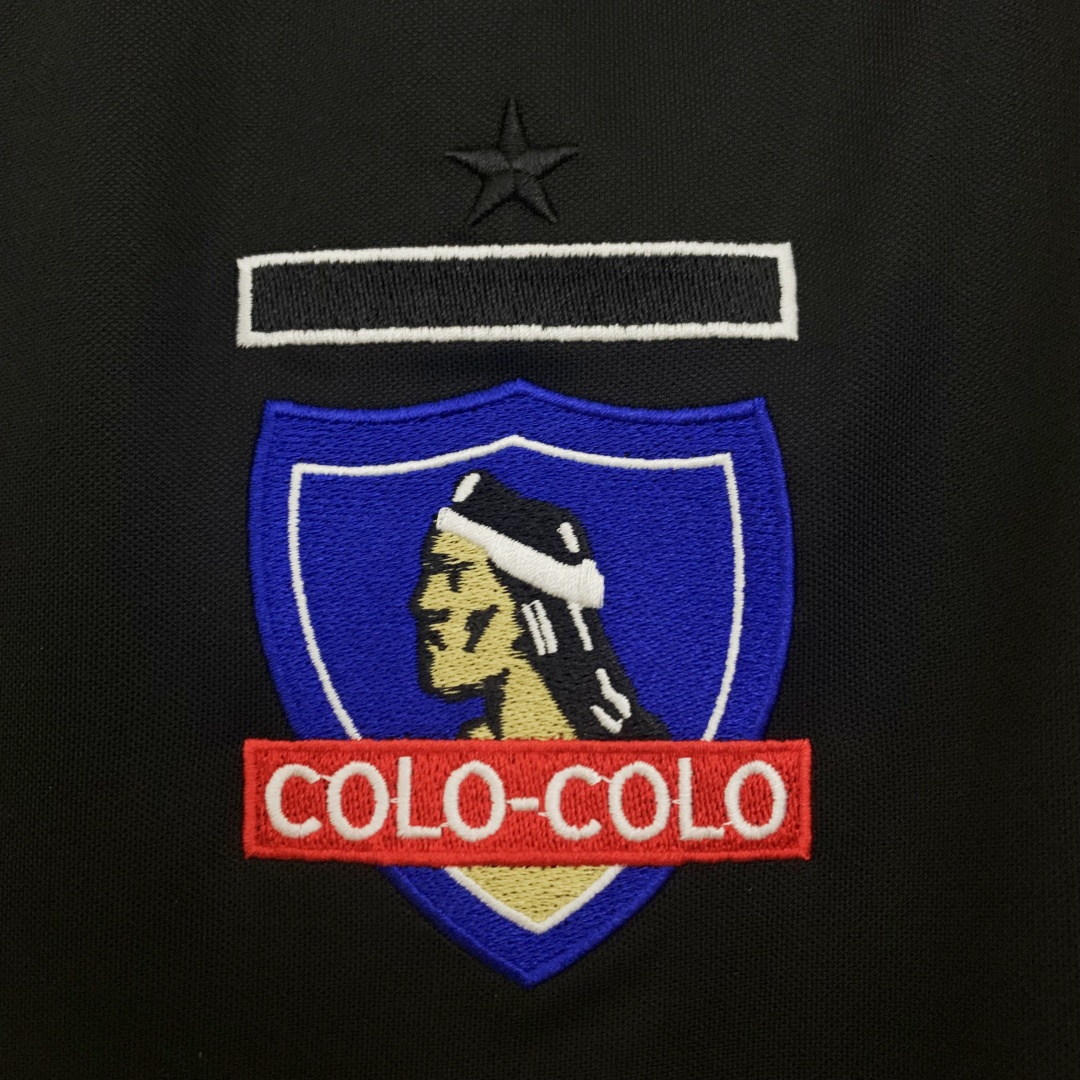 Retro Colo Colo Away Jersey 2011