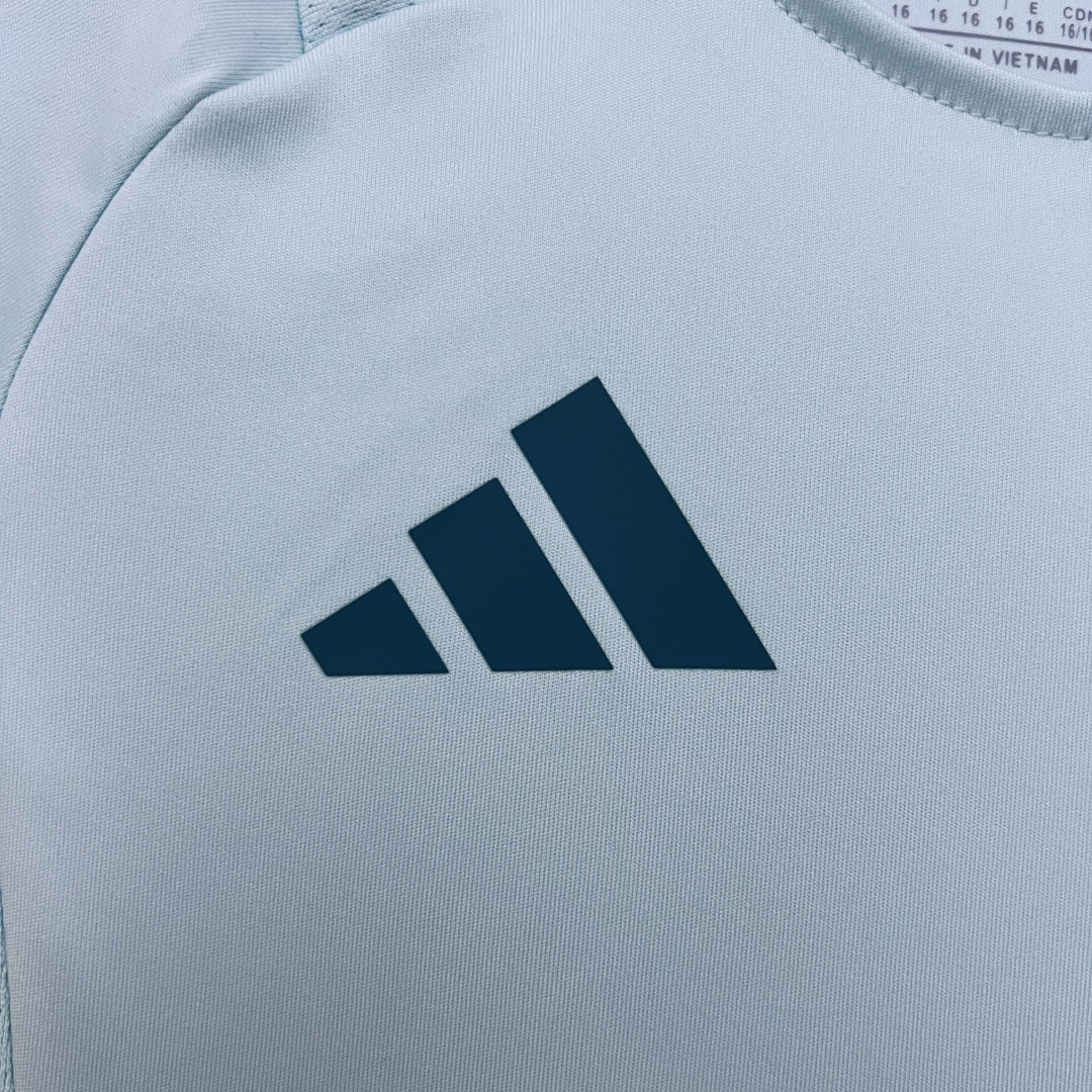 Kid's Cruzeiro EC Light Blue Traninng Kit 2025