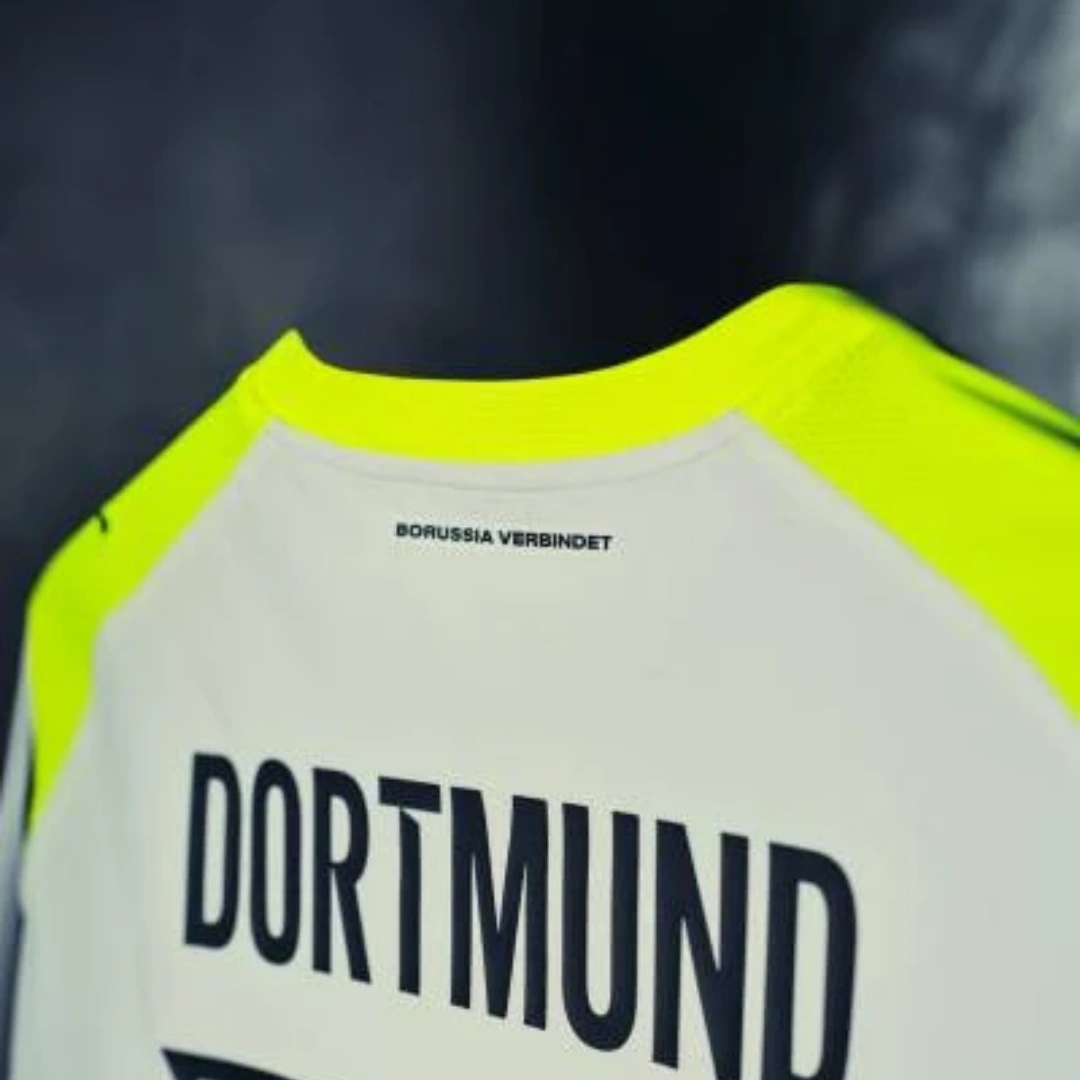 Borussia Dortmund Away Jersey 2025/26