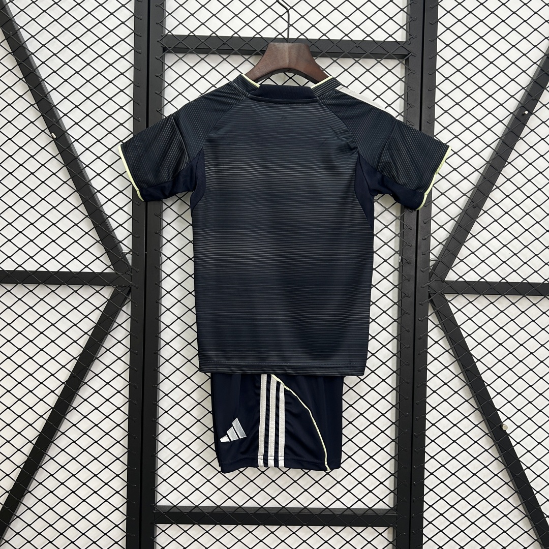 Kid's Real Madrid Away Kit 2025/26