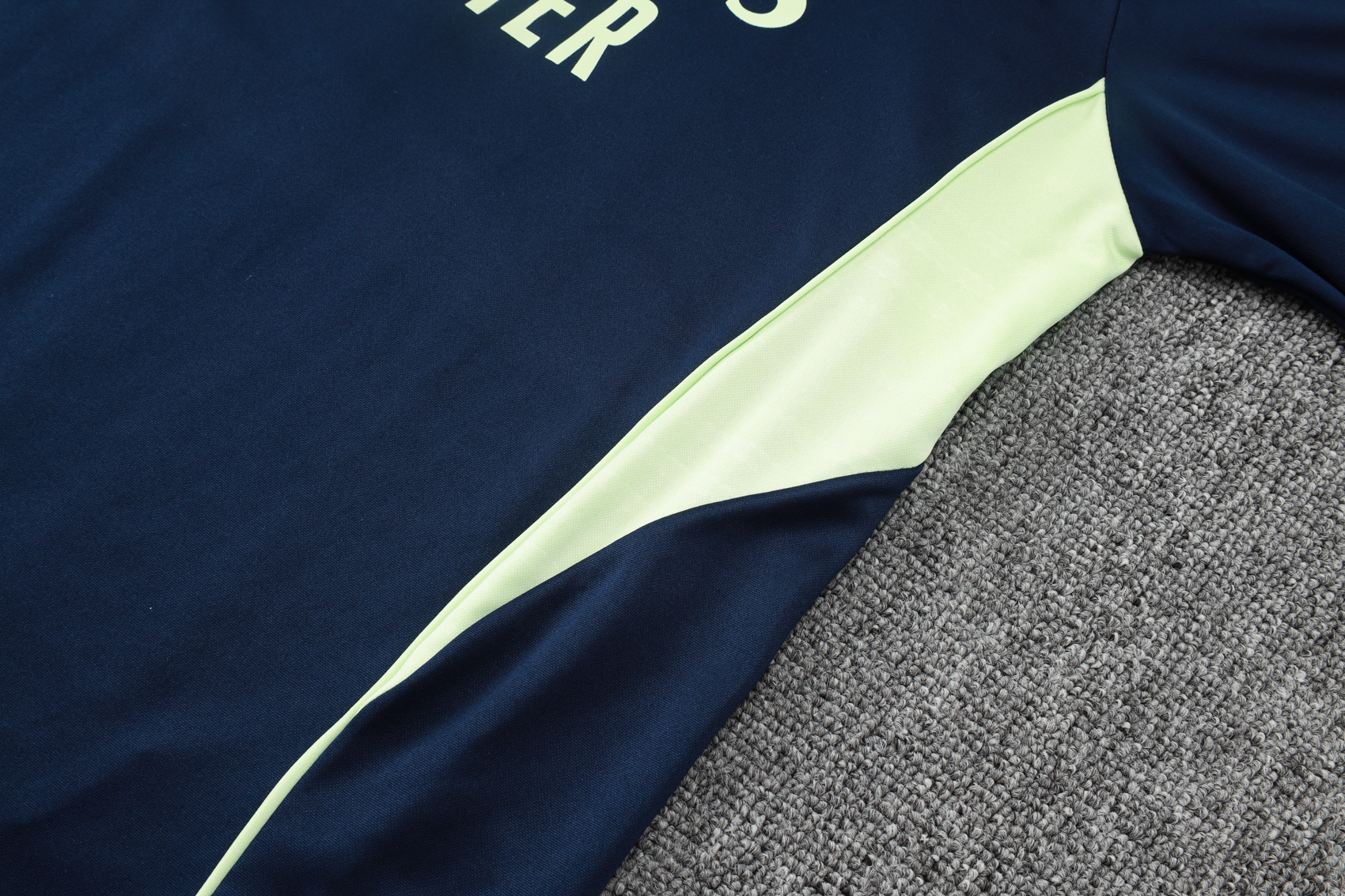 Real Madrid Training Kit (Sweatshirt+Pants) Cyan 2025/26