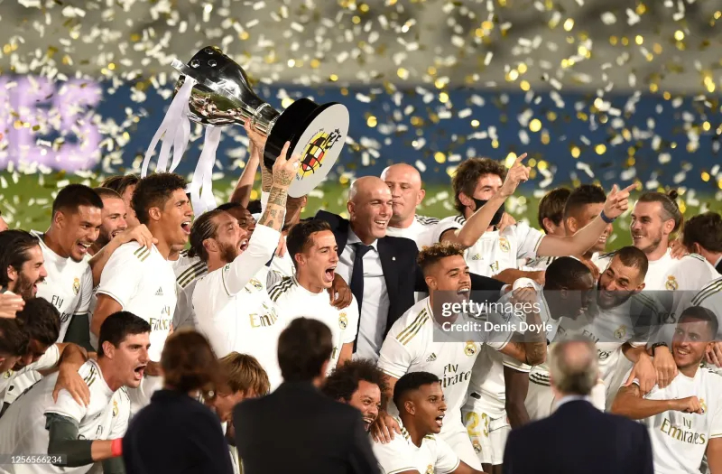 Real Madrid Authentic Retro Jersey Home Long Sleeve Soccer Shirt 2019/20