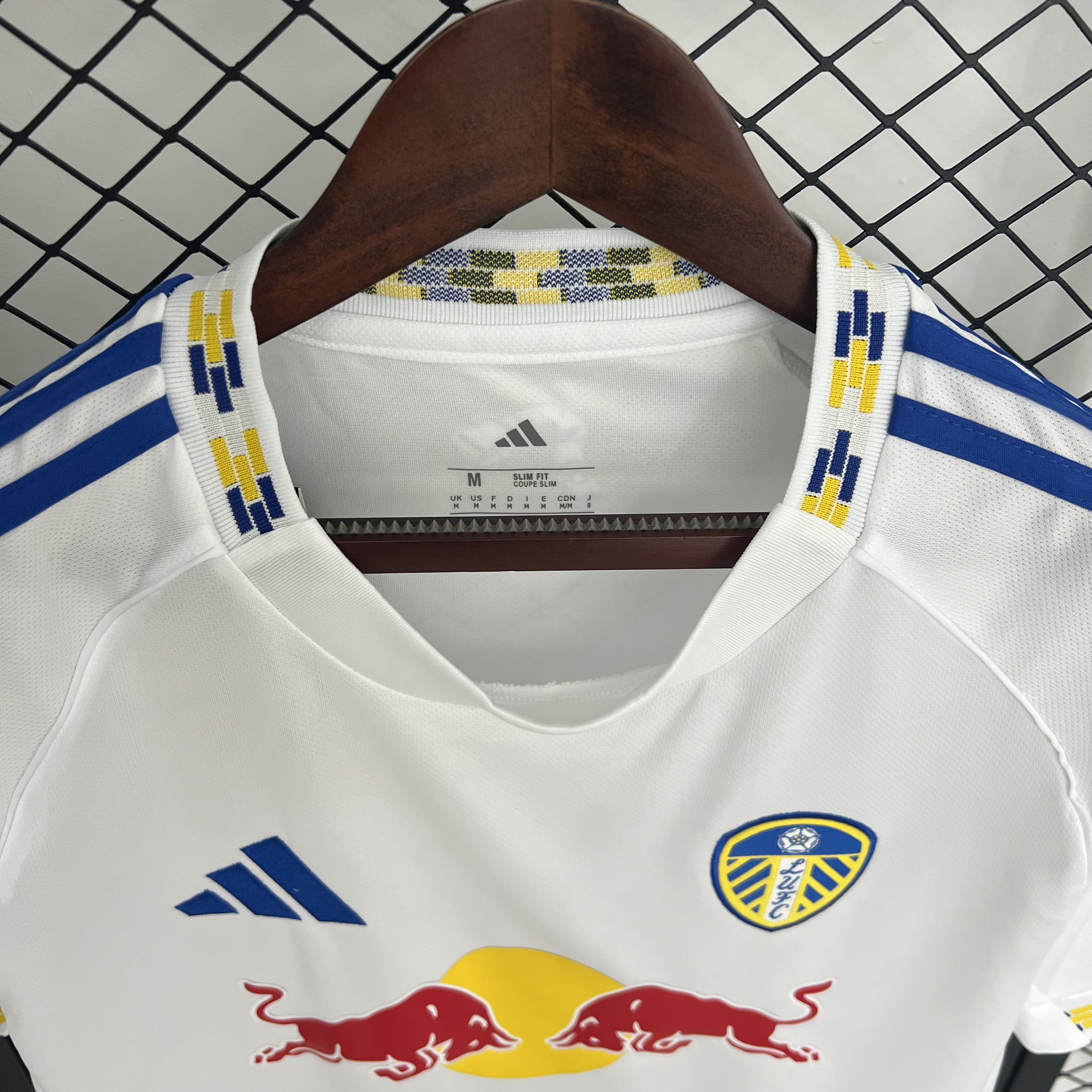 Leeds United Football Jersey Home Custom Shirt 2025/26